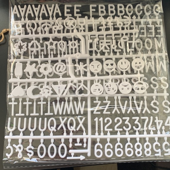 NWT Felt message board - Picture 3 of 5